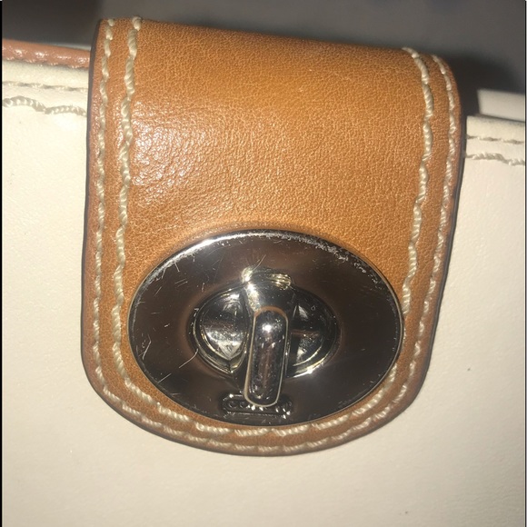 Coach Wallet - Picture 4 of 6